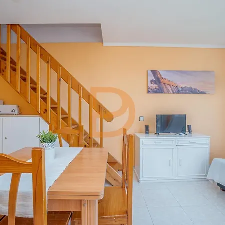 Cozy In 5 Minute Walk From The Sea Apartment Empuriabrava