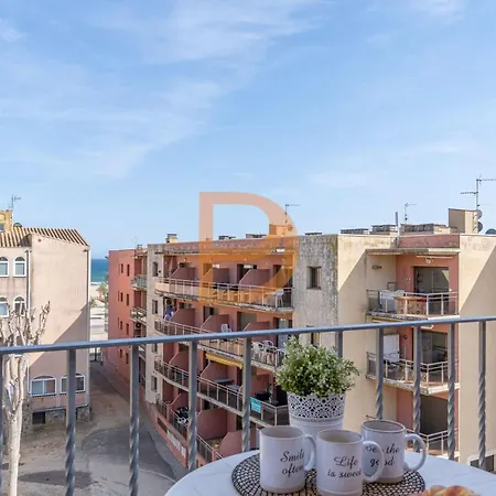 Cozy In 5 Minute Walk From The Sea Apartment Empuriabrava